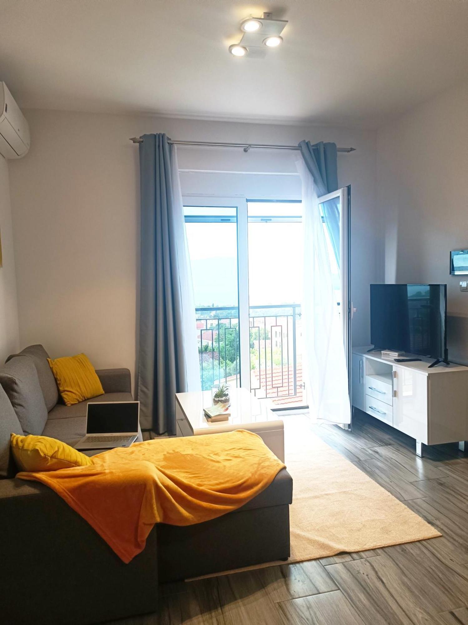 Eden Apartments Tivat Exterior foto